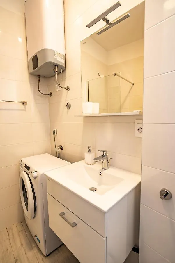 Valeria Louis Perfect Getaway - Great Location Split City Center 0*,  Croatia