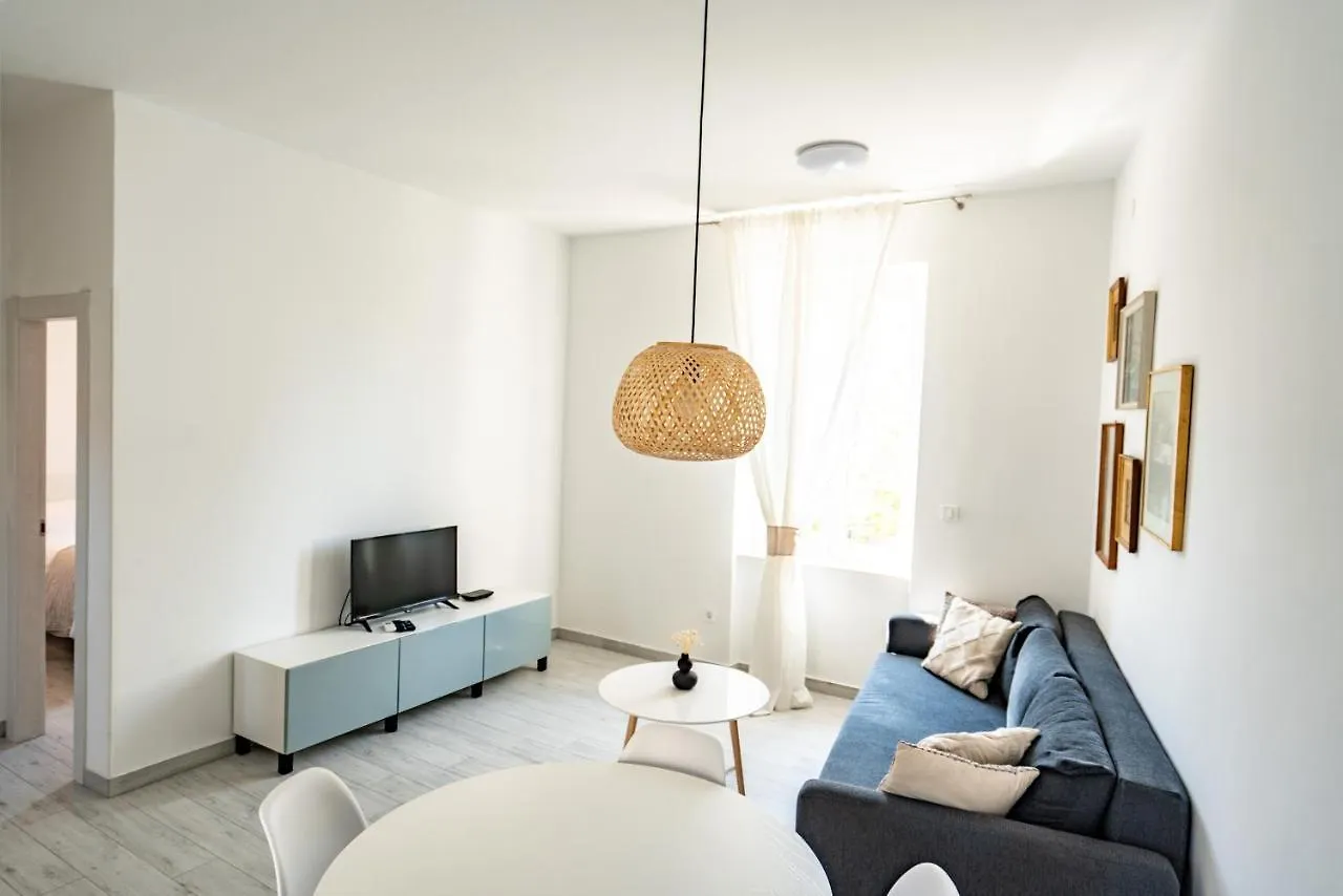 Valeria Louis Perfect Getaway - Great Location Split City Center 0*,  Croazia